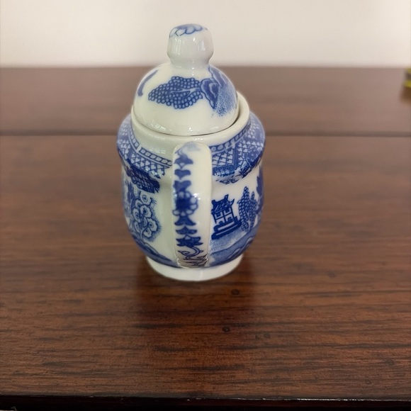 Blue Willow Print Porcelain Bowl Mini Decoration - Picture 4 of 9